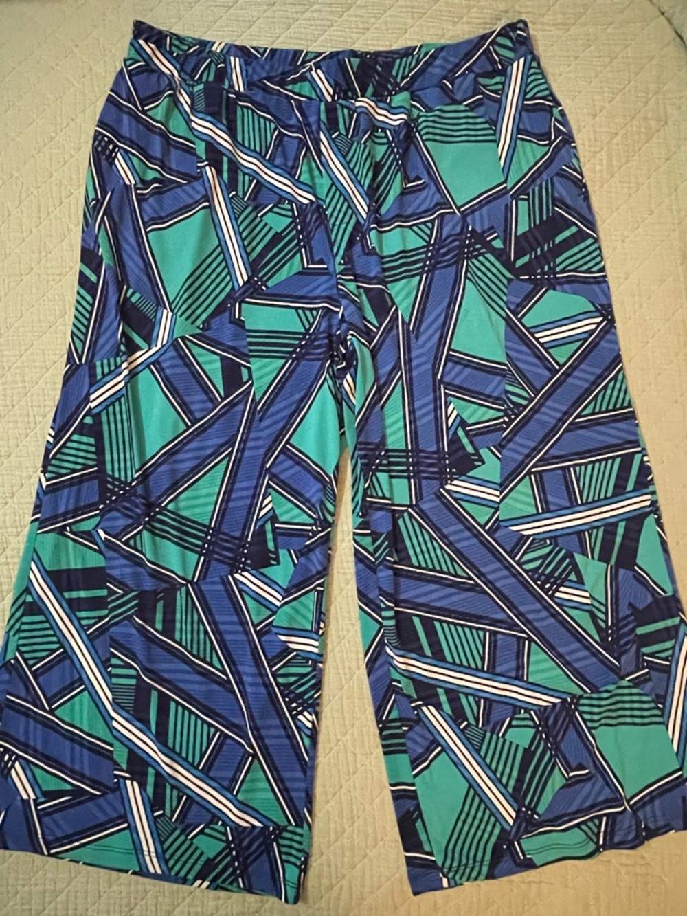 Susan Graver Blue and Teal Geometric liquid knit Pants